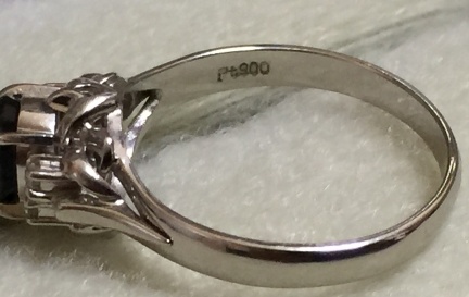 プラチナリング 刻印