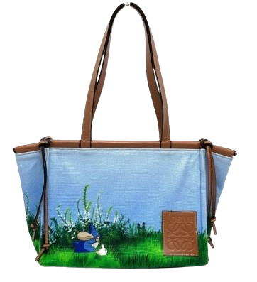 ロエベ_トトロ_コラボ_クッション_トート_トートバッグ_肩掛け_ジブリ-removebg-preview